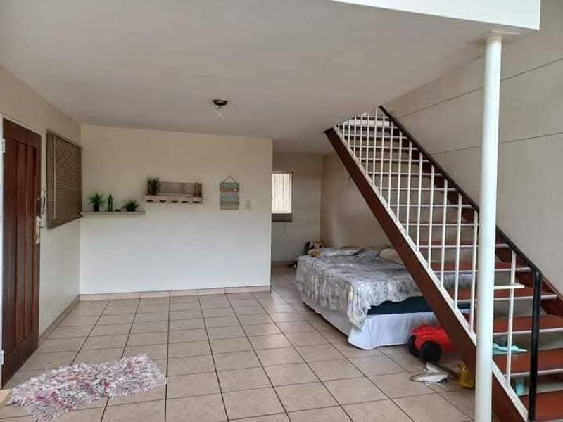 1 BEDROOM DUPLEX FOR SALE IN SUNNYSIDE PRETORIA  - Photo 9