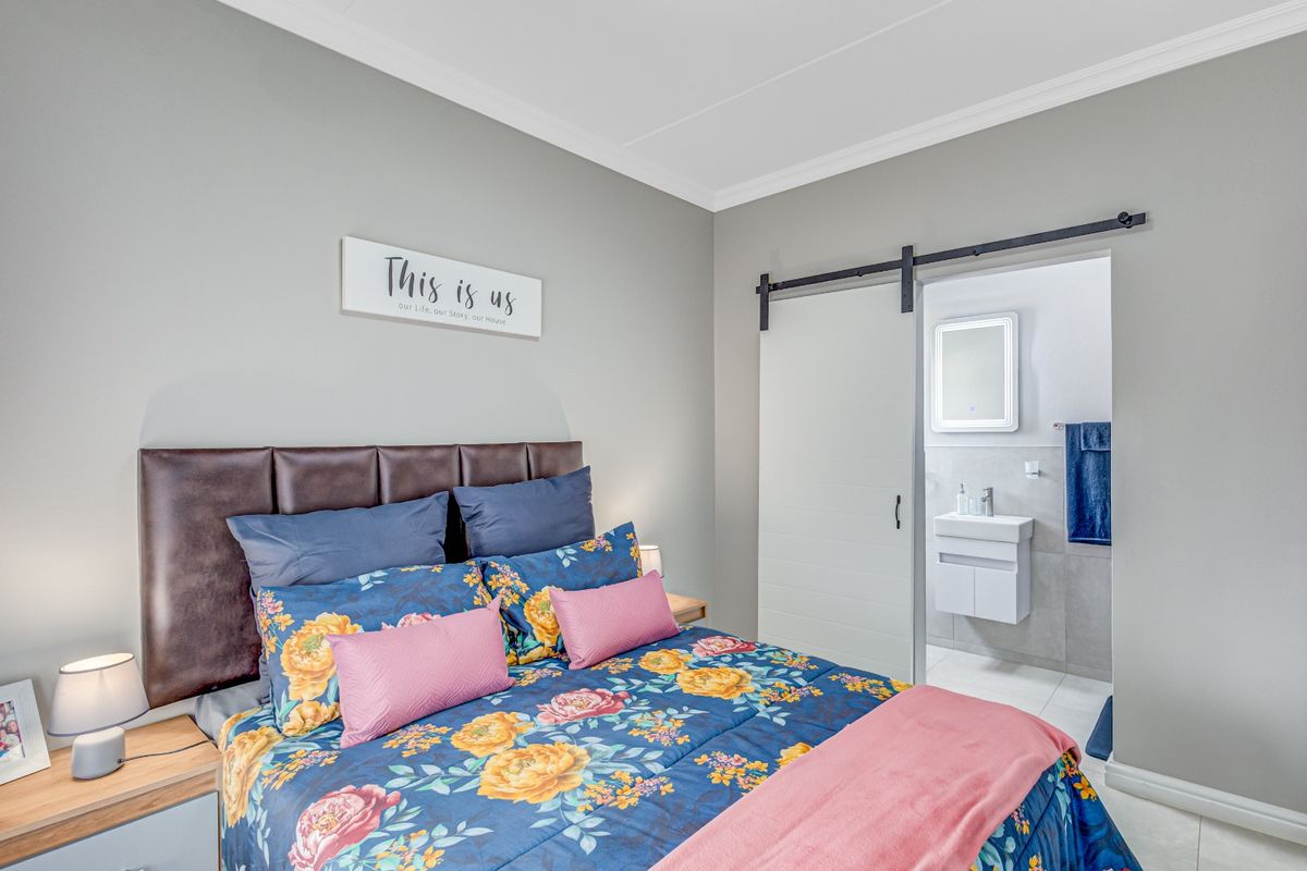 Modern 3-Bed Townhouse in Glen Austin - Photo 4