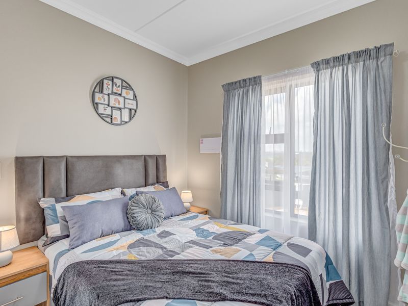 Modern 3-Bed Townhouse in Glen Austin - Photo 7