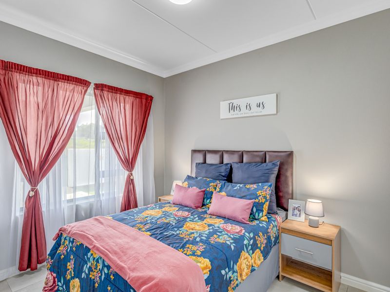 Modern 3-Bed Townhouse in Glen Austin - Photo 3