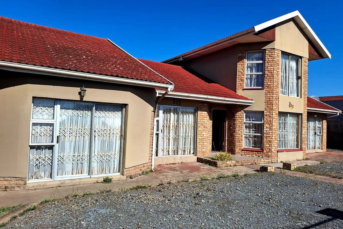 5 Bedroom House for Sale in Mdantsane - Photo 2