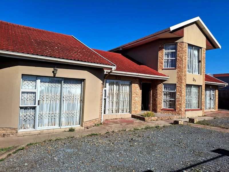 5 Bedroom House for Sale in Mdantsane - Photo 2