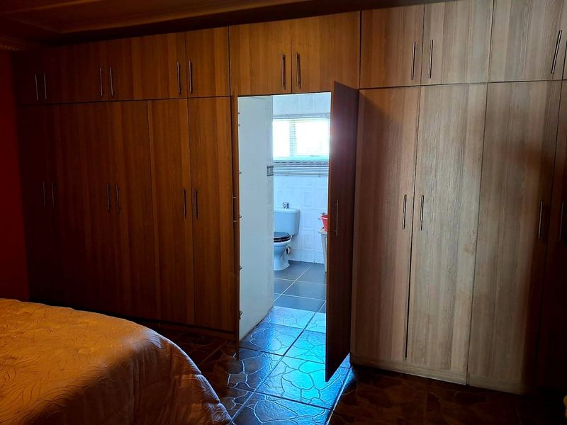 5 Bedroom House for Sale in Mdantsane - Photo 10