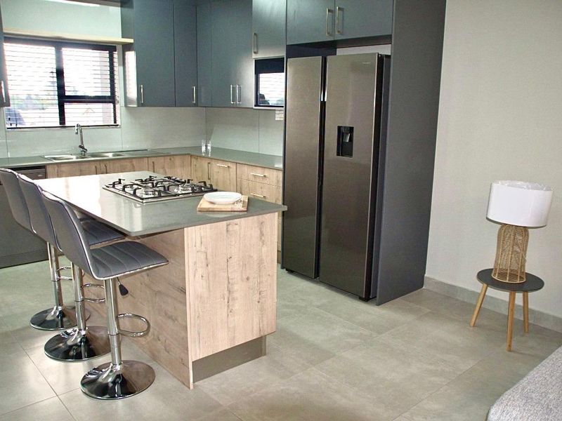 Modern Living in the Heart of Centurion - Photo 9