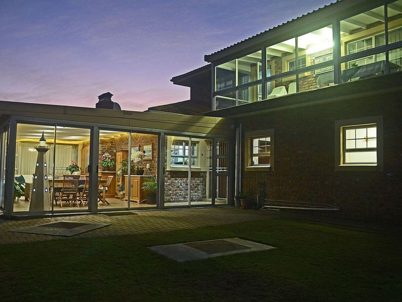 Three Bedroom with Two Bedroom Flat now For Sale - Photo 2