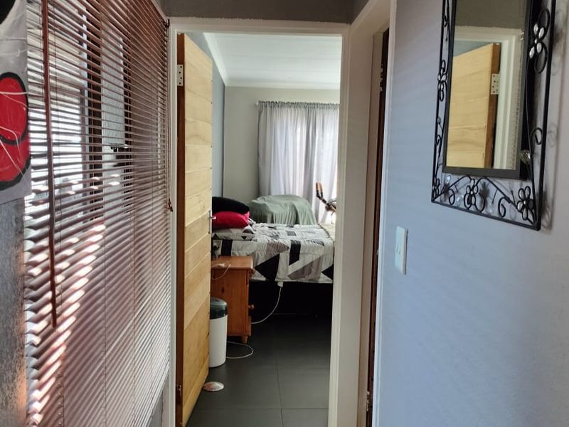 SIMPLEX TOWNHOUSE - Photo 8