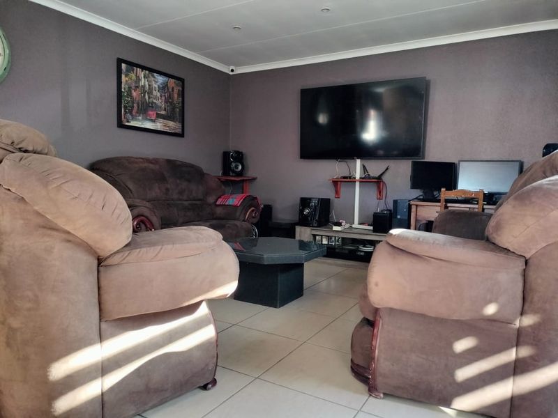 SIMPLEX TOWNHOUSE - Photo 7