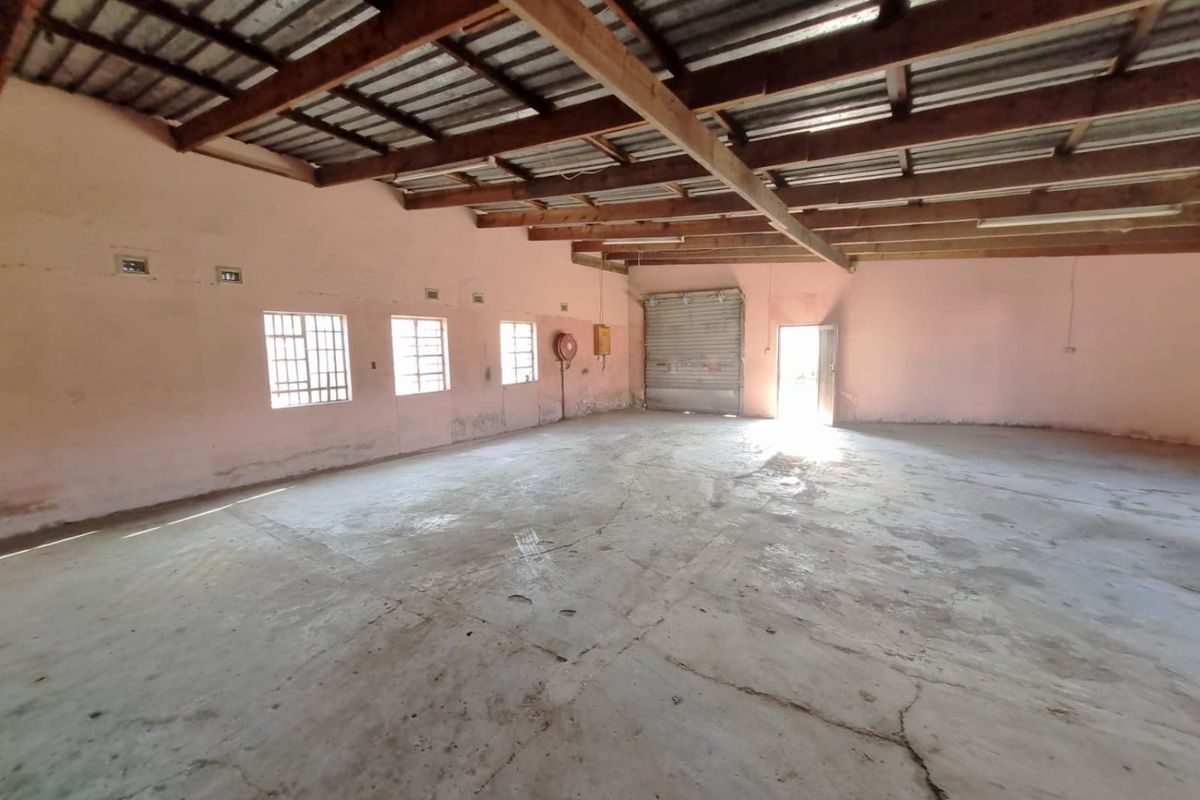 LIGHT INDUSTRIAL PROPERTY TO LET IN STANGER INDUSTRIAL AREA, STANGER, KZN - Photo 5