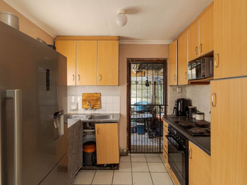 Charming 2-Bedroom Home with Extra Flatlet – Hindle Park, Blue Downs - Photo 5