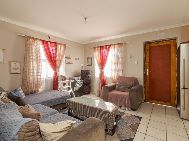 Charming 2-Bedroom Home with Extra Flatlet – Hindle Park, Blue Downs - Photo 3