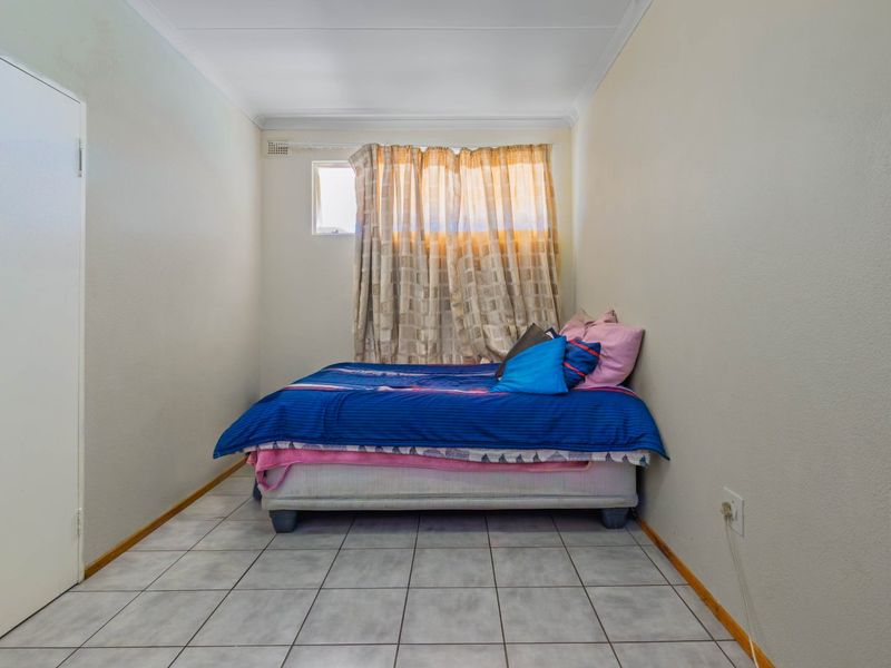 Lock Up & Go or Pefect Starter Unit!  - Photo 10