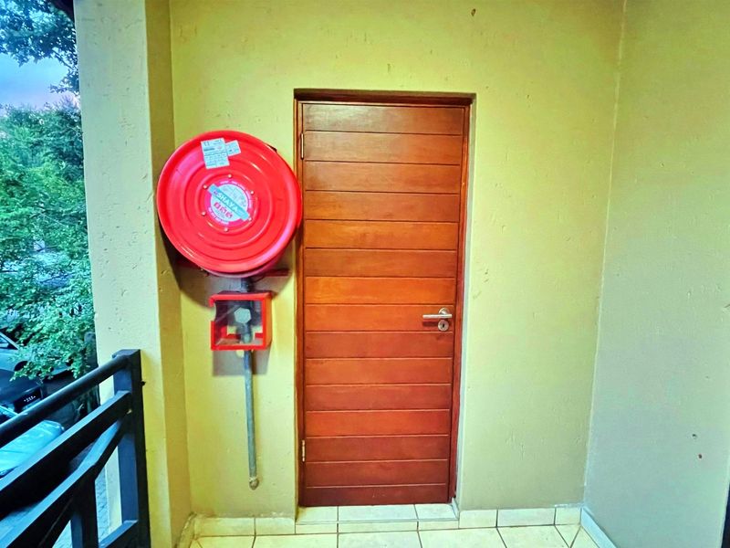 2 Bedroom Apartment / Flat for Sale in Pretoriuspark - Photo 9