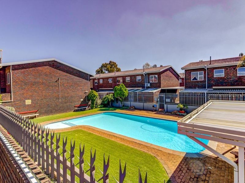 Charming Family Home with Exceptional Features - Photo 3