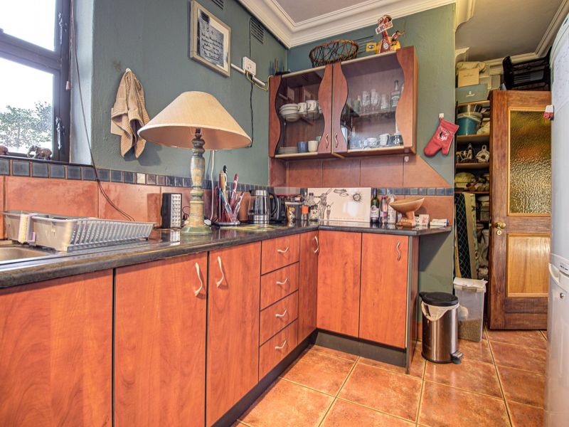 Under offer this beautiful 6 bedroom property situated in Bedfordview Ext 43. Let me do the same for you - Photo 7