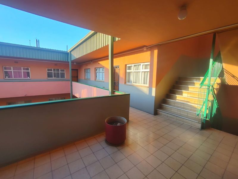 1-Bedroom Apartment for Sale in Pretoria North – Ideal for First-Time Buyers - Photo 6