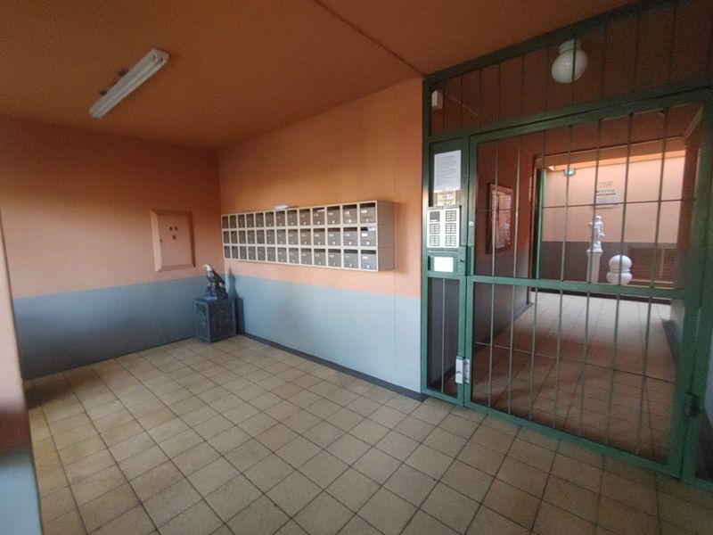 1-Bedroom Apartment for Sale in Pretoria North – Ideal for First-Time Buyers - Photo 3