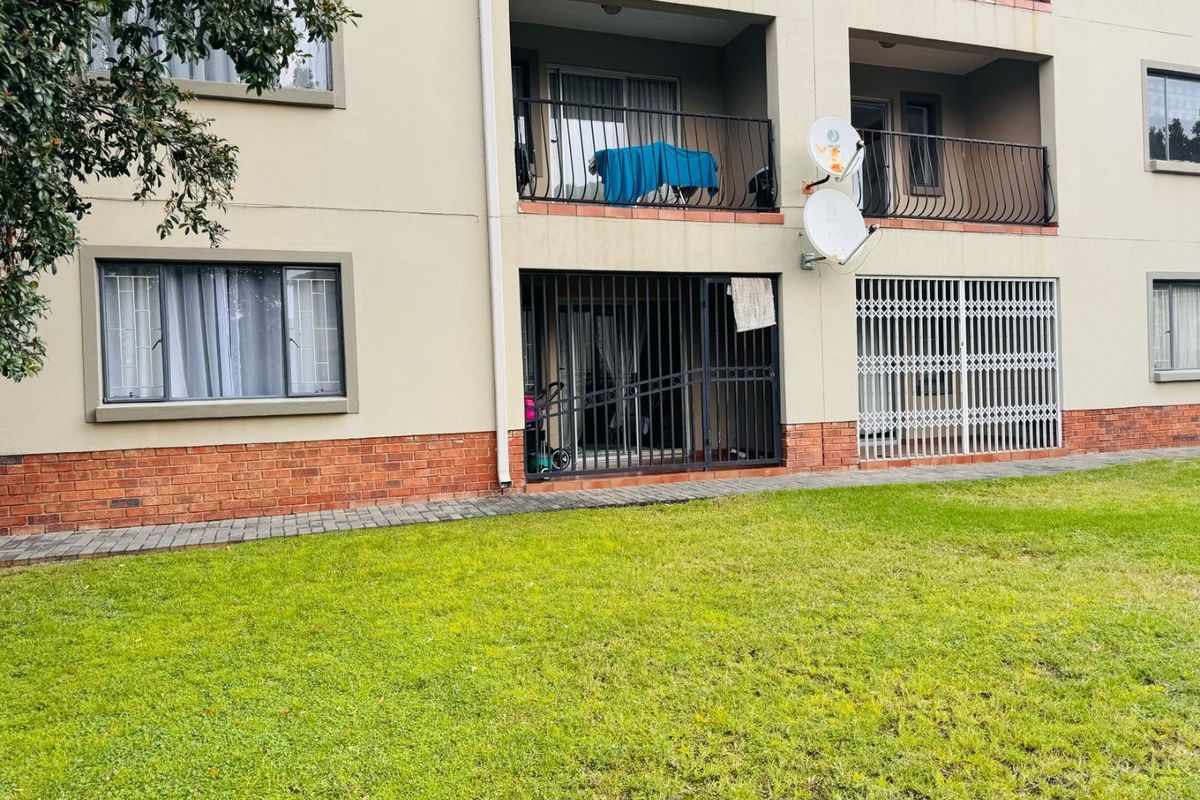 Apartment For Sale in Bloubosrand - Photo 4