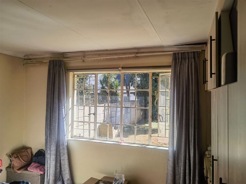 3 Bedroom house for Sale in Crystal Park - Photo 9