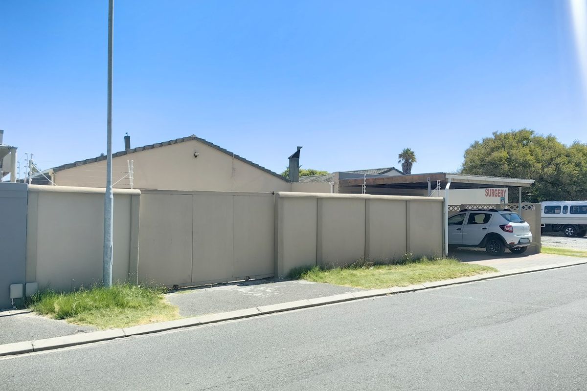 Location, Location , Location!!! - Photo 5