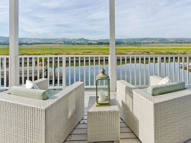 Waterfront Home with Canal and Lagoon Views on Thesen Islands - Photo 9