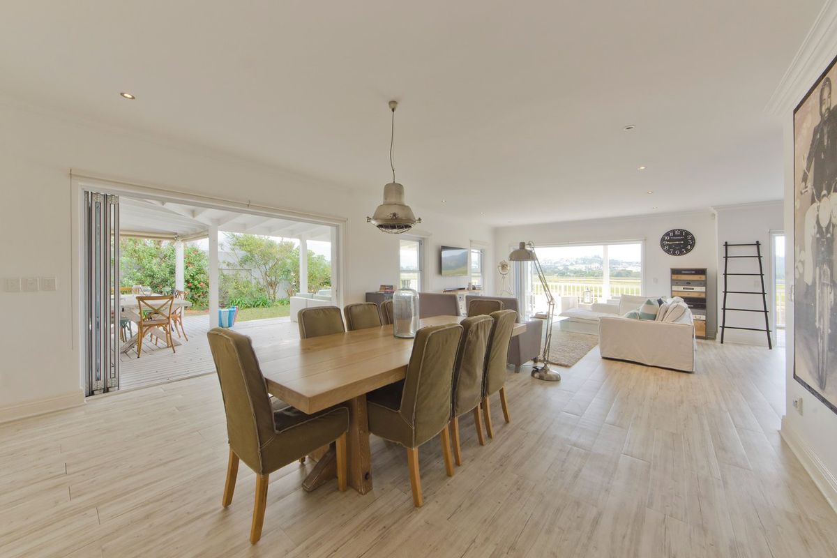 Waterfront Home with Canal and Lagoon Views on Thesen Islands - Photo 5