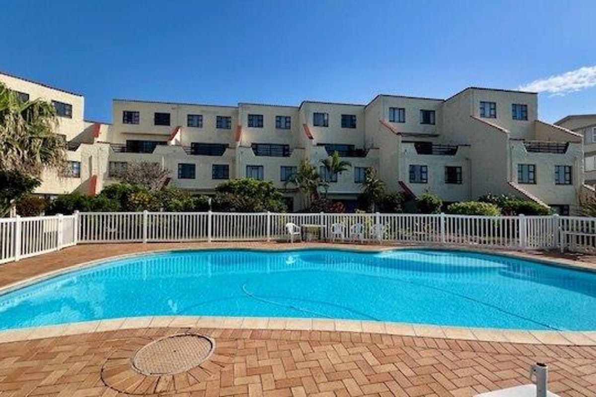 Beachfront Duplex with Breathtaking Sea Views - Photo 3