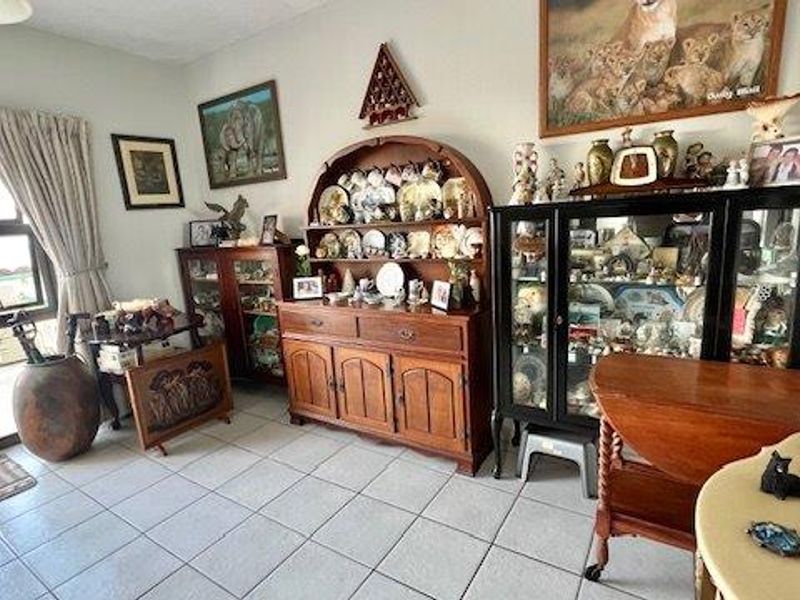 Beachfront Duplex with Breathtaking Sea Views - Photo 10