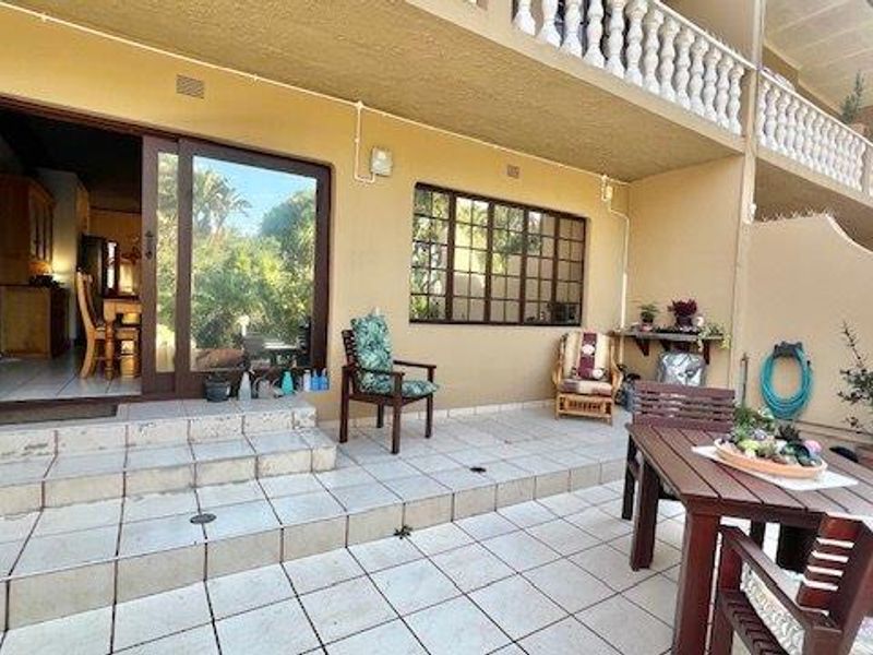 Lovely 3-Bedroom Duplex in a Quiet, Secure Complex – Don’t Miss Out! - Photo 3