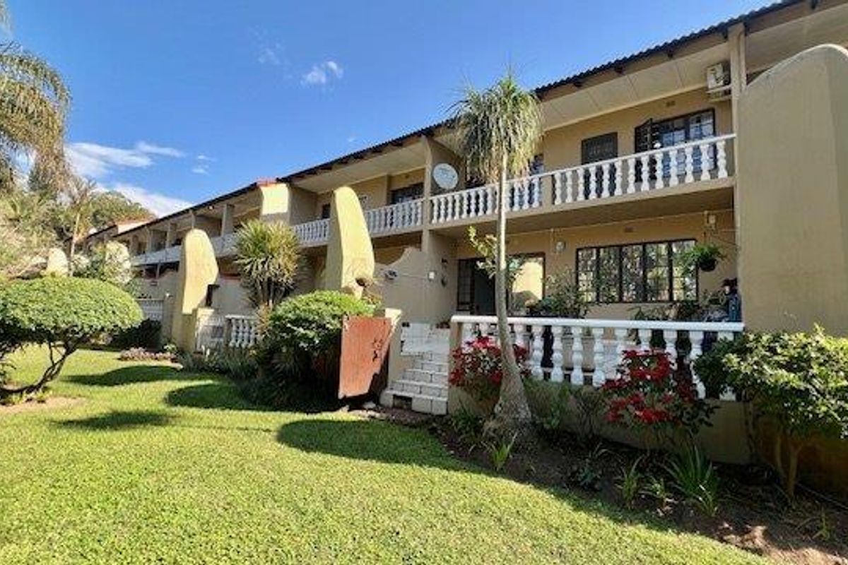 Lovely 3-Bedroom Duplex in a Quiet, Secure Complex – Don’t Miss Out! - Photo 2