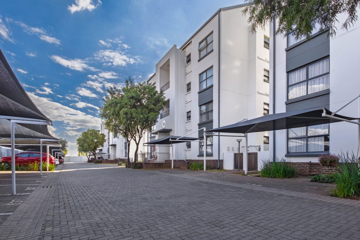 Modern Apartment in Stylish Greenstone Ridge - Photo 2