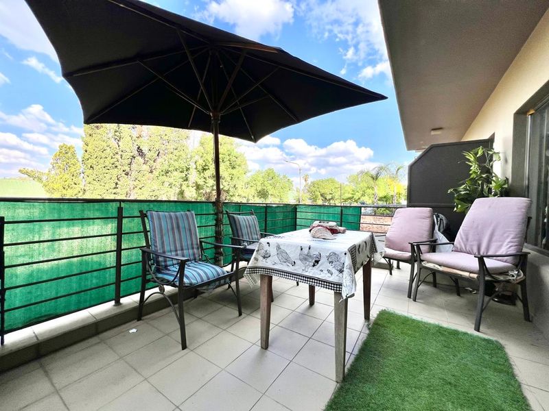 Lovely and spacious apartment, ideal for a young family starting out. - Photo 2