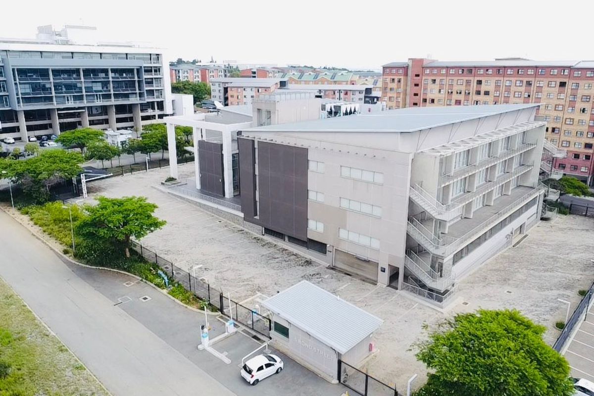 3-Storey Freestanding Office Building for Sale | Prime Midrand Location - Photo 3
