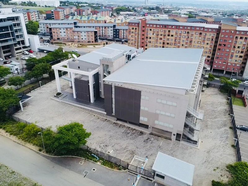 3-Storey Freestanding Office Building for Sale | Prime Midrand Location - Photo 5