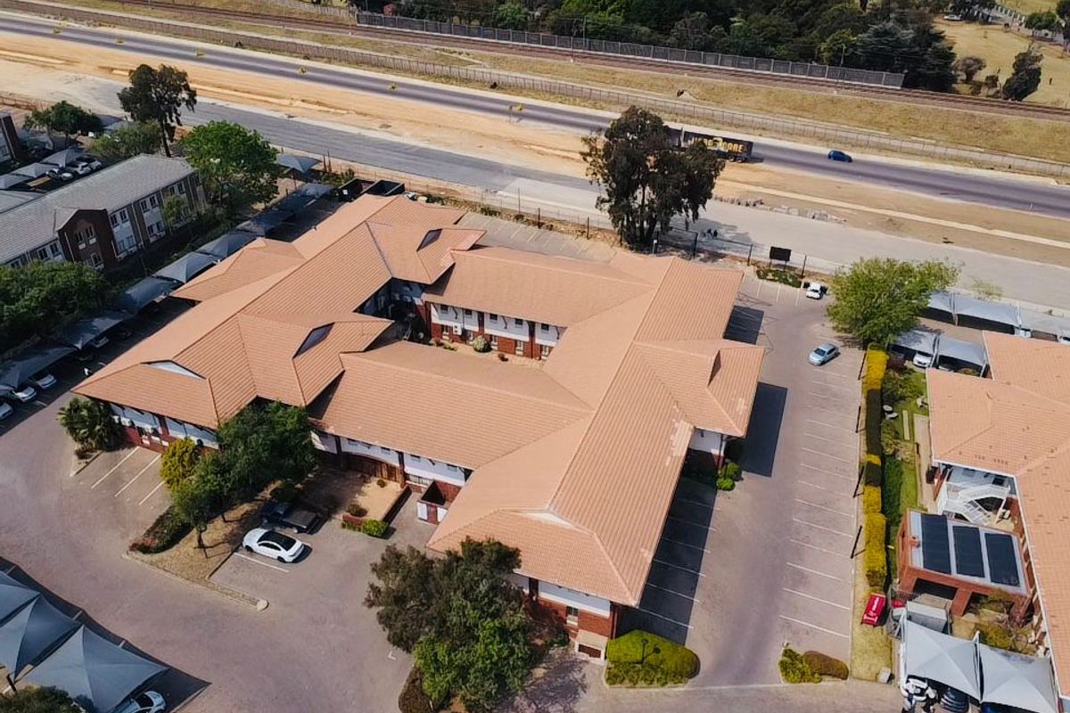 Prime Office Space in Corporate Park South – 2,000m2 Sectionalized Commercial Building - Photo 3