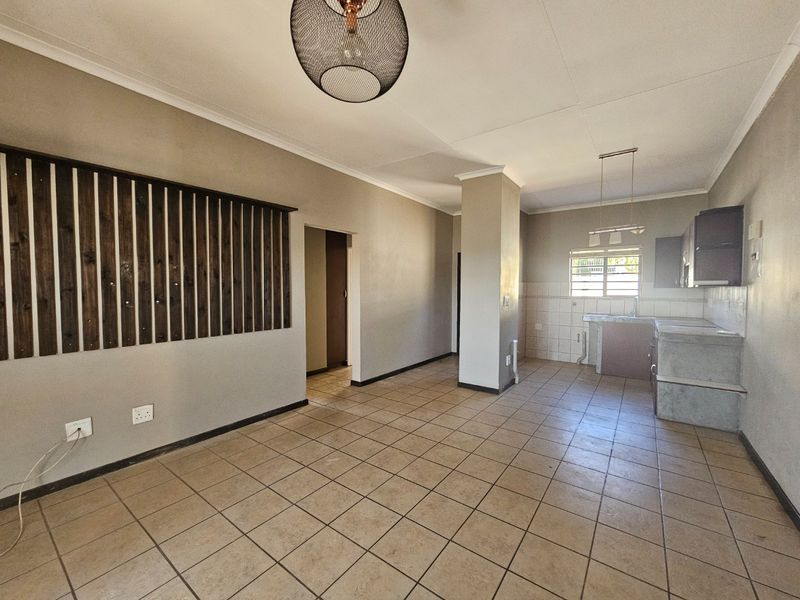 Stunning 2 Bedroom, 1 Bathrooms, security Estate, in CBD - Photo 7