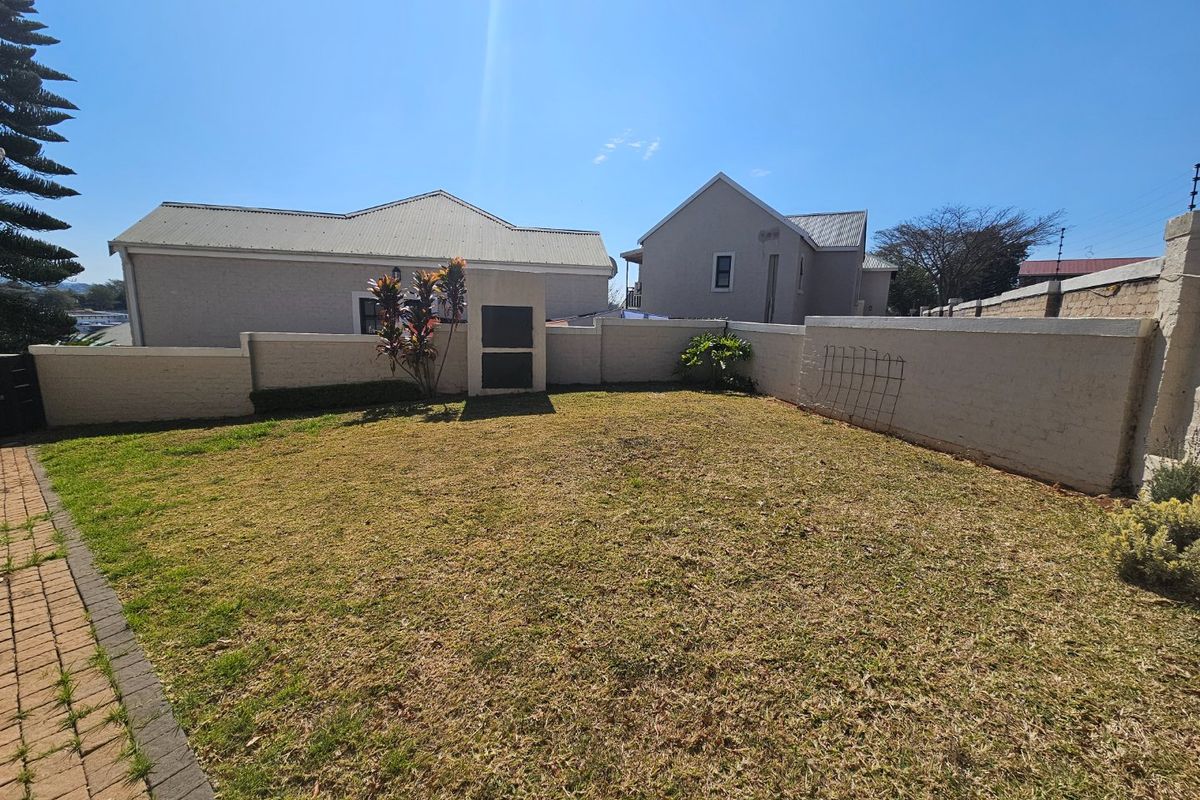 Stunning 2 Bedroom, 1 Bathrooms, security Estate, in CBD - Photo 2