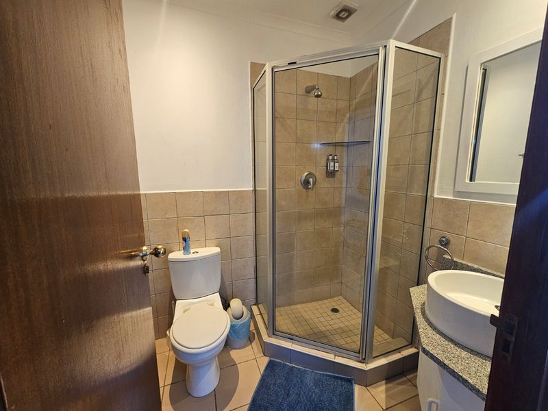 Investment Opportunity, Exquisite Lock up and Go  - Photo 8