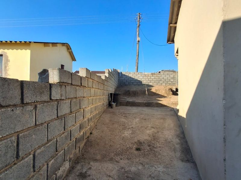 3 Bedroom Property for Sale in NU 5, Mdantsane - Photo 9