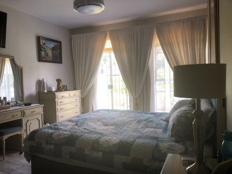 A Residence Full of Possibilities - A Gem Awaits - Photo 9
