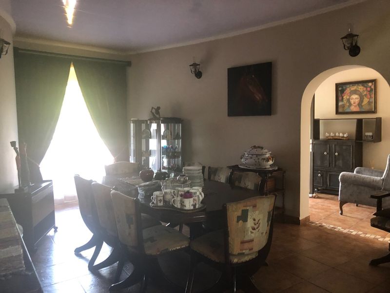 A Residence Full of Possibilities - A Gem Awaits - Photo 7