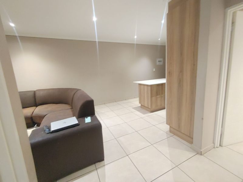 Modern 2-Bedroom Apartment for Sale in New Development – Die Hoewes, Centurion - Photo 4