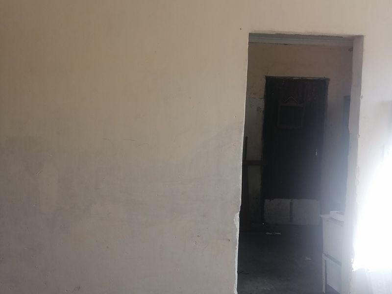 2 bedroom house for sale - Photo 4