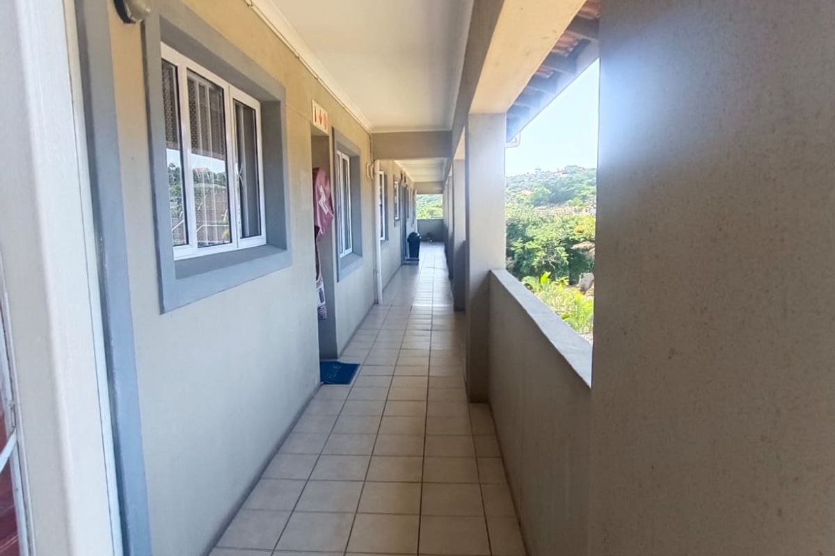 Stunning 2 bedroom flat Bluff, R890 000 - Photo 4