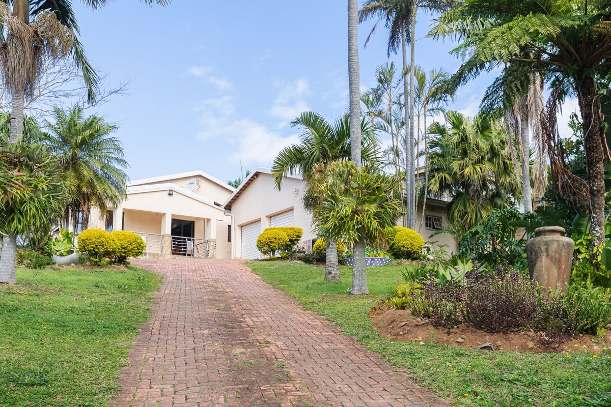 Beautiful Family Home! - Photo 2