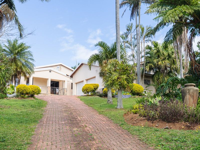 Beautiful Family Home! - Photo 2