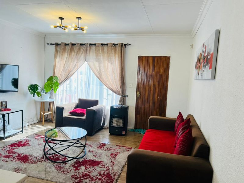 3 Bed Apartment in Eden Glen for Sale - Photo 6