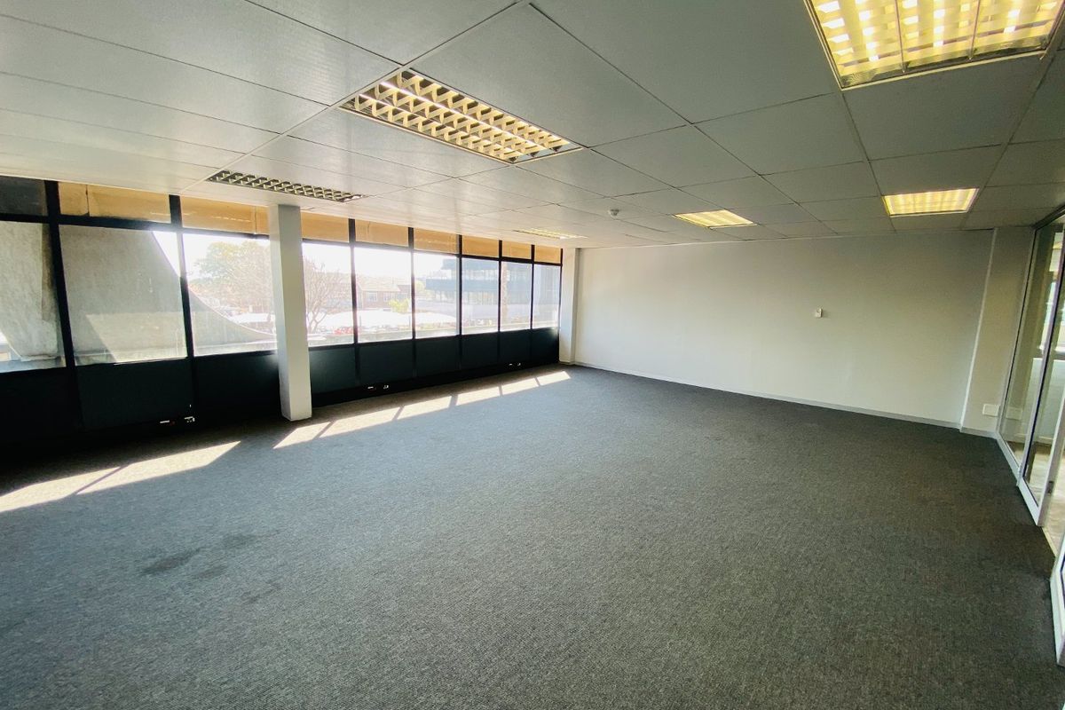 Prime Office Space To Let In Cresta - Photo 5
