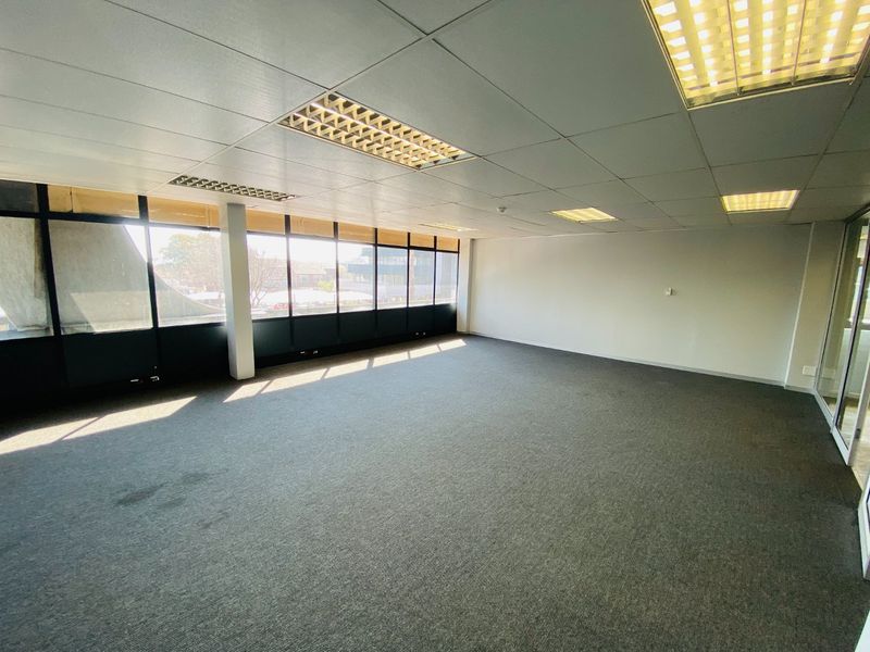 Prime Office Space To Let In Cresta - Photo 5