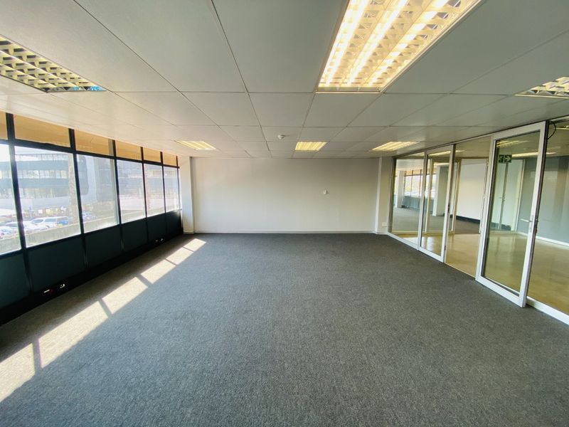 Prime Office Space To Let In Cresta - Photo 4