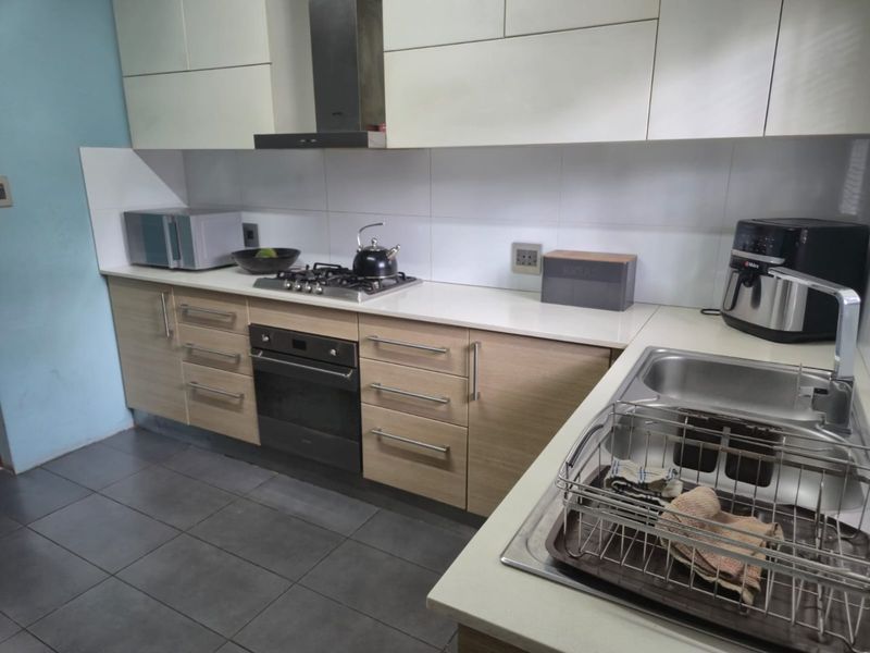 3 Bedroom house for sale in Yellow Wood Park R1,400,000 - Photo 4